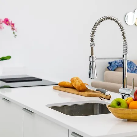 Apartment 3c Atico Vista Hermosa Wifi Pool,tennis,padel,park Los Cristianos (Tenerife)