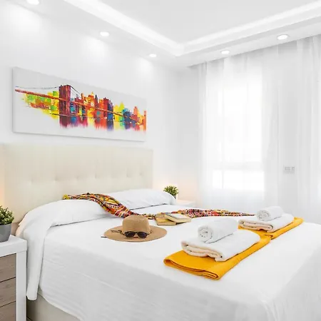 Apartment 3c Atico Vista Hermosa Wifi Pool,tennis,padel,park