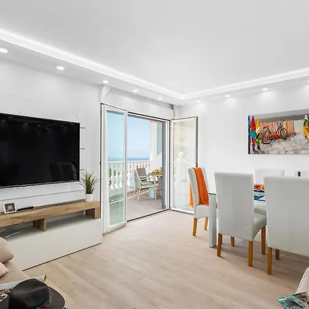 3c Atico Vista Hermosa Wifi Pool,tennis,padel,park Apartment