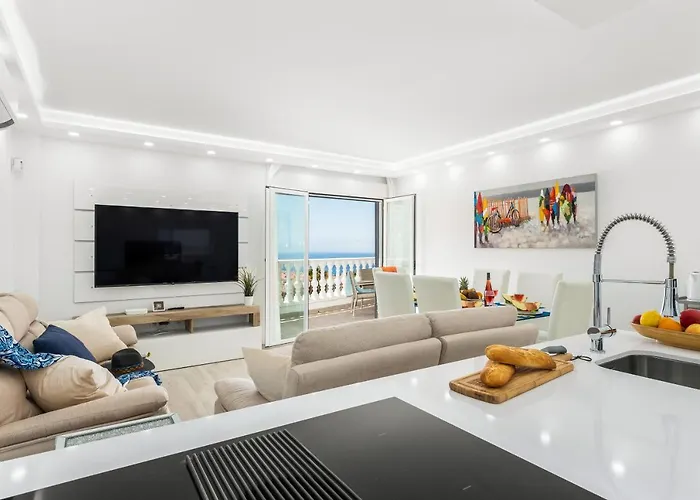 3c Atico Vista Hermosa Wifi Pool,tennis,padel,park Apartament